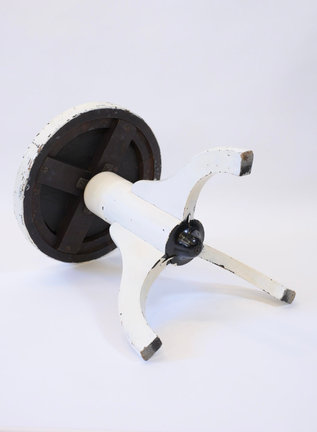 Art-deco Tripod Piano Stool – nord - ノルト