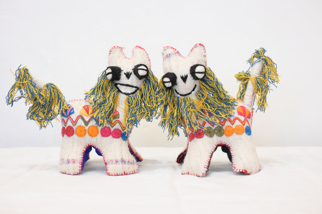 アニマリート シーサー / ホワイト　(San Juan Chamula , Mexico)