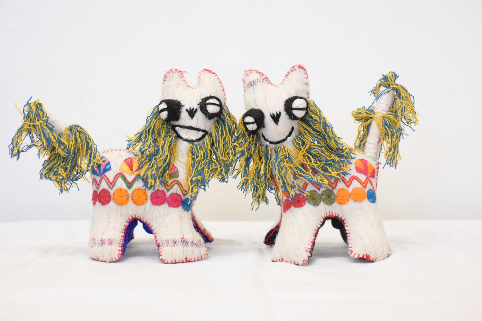 アニマリート シーサー / ホワイト　(San Juan Chamula , Mexico)