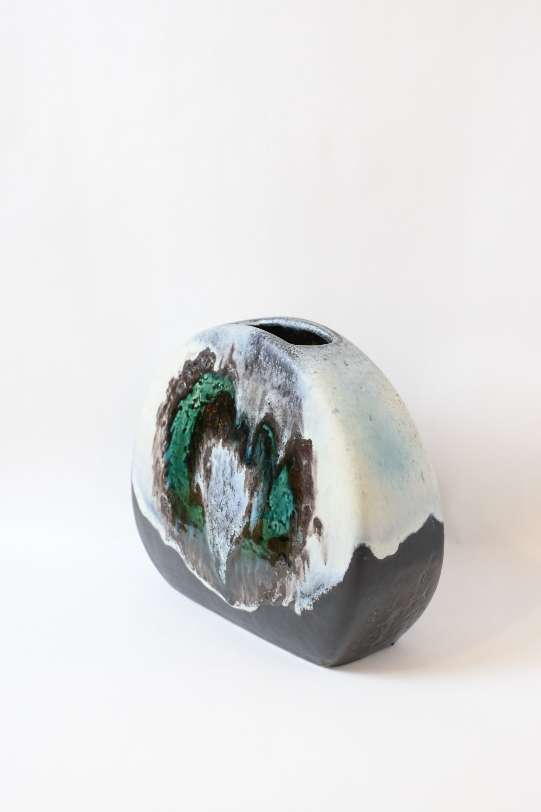 FAT LAVA Vase “Dümler & Breiden RELIEF22/15, POLAR“