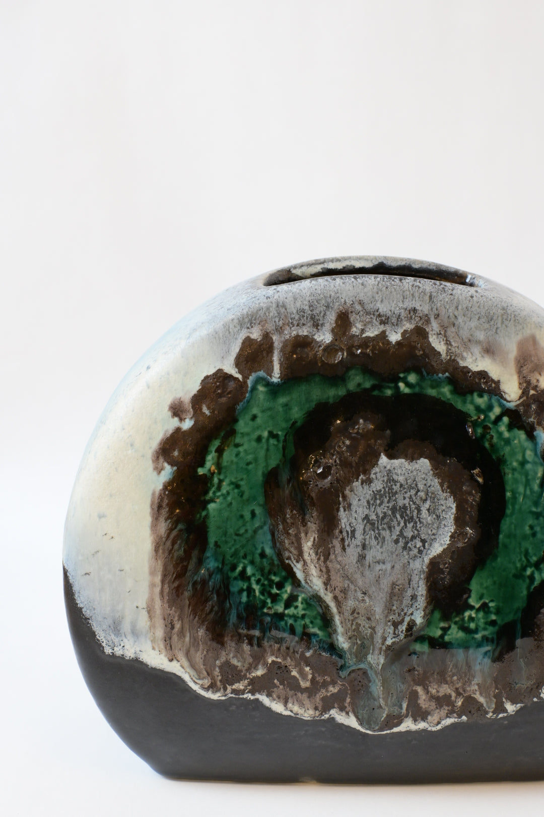 FAT LAVA Vase “Dümler & Breiden RELIEF22/15, POLAR“