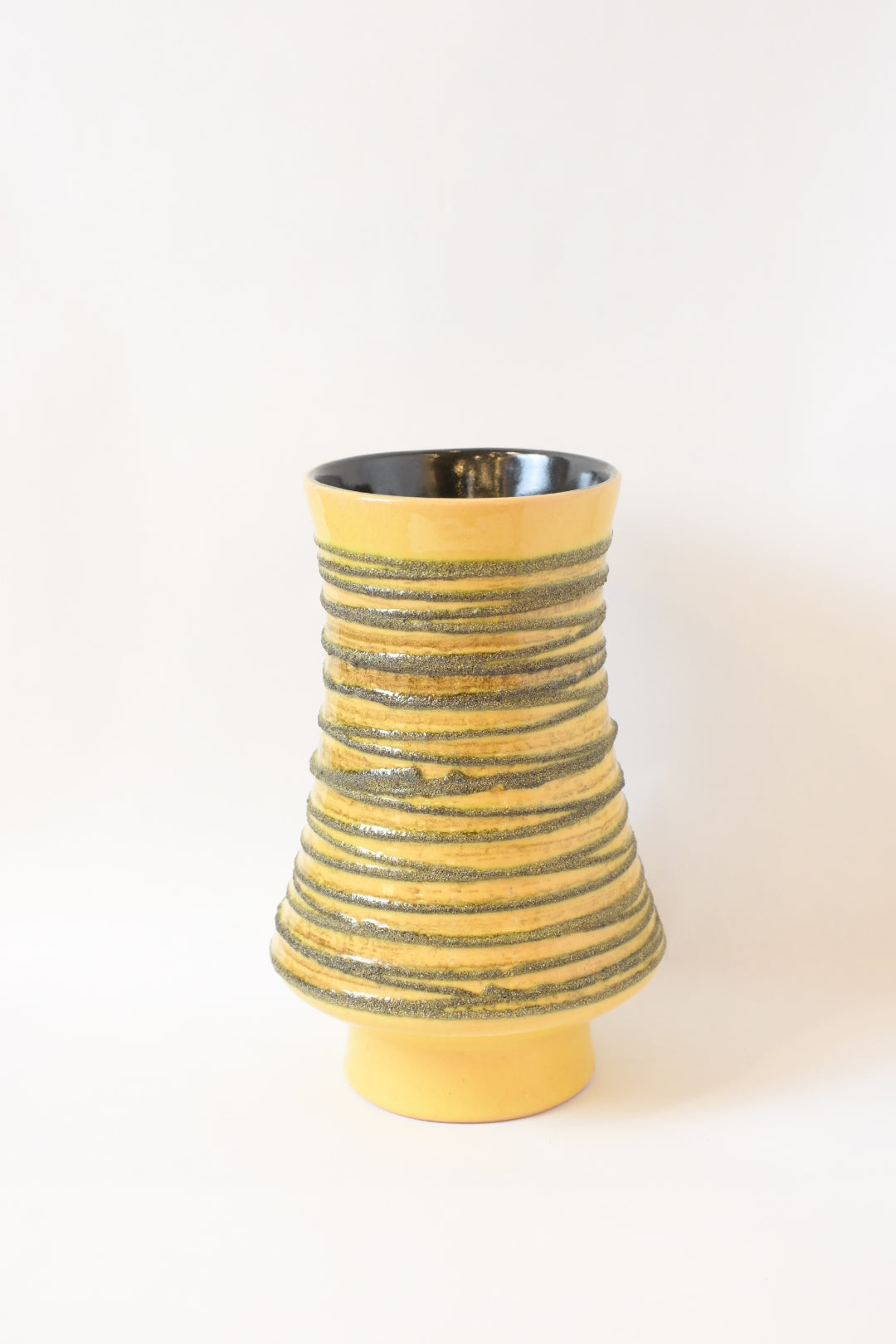 FAT LAVA Vase  “Strehla“
