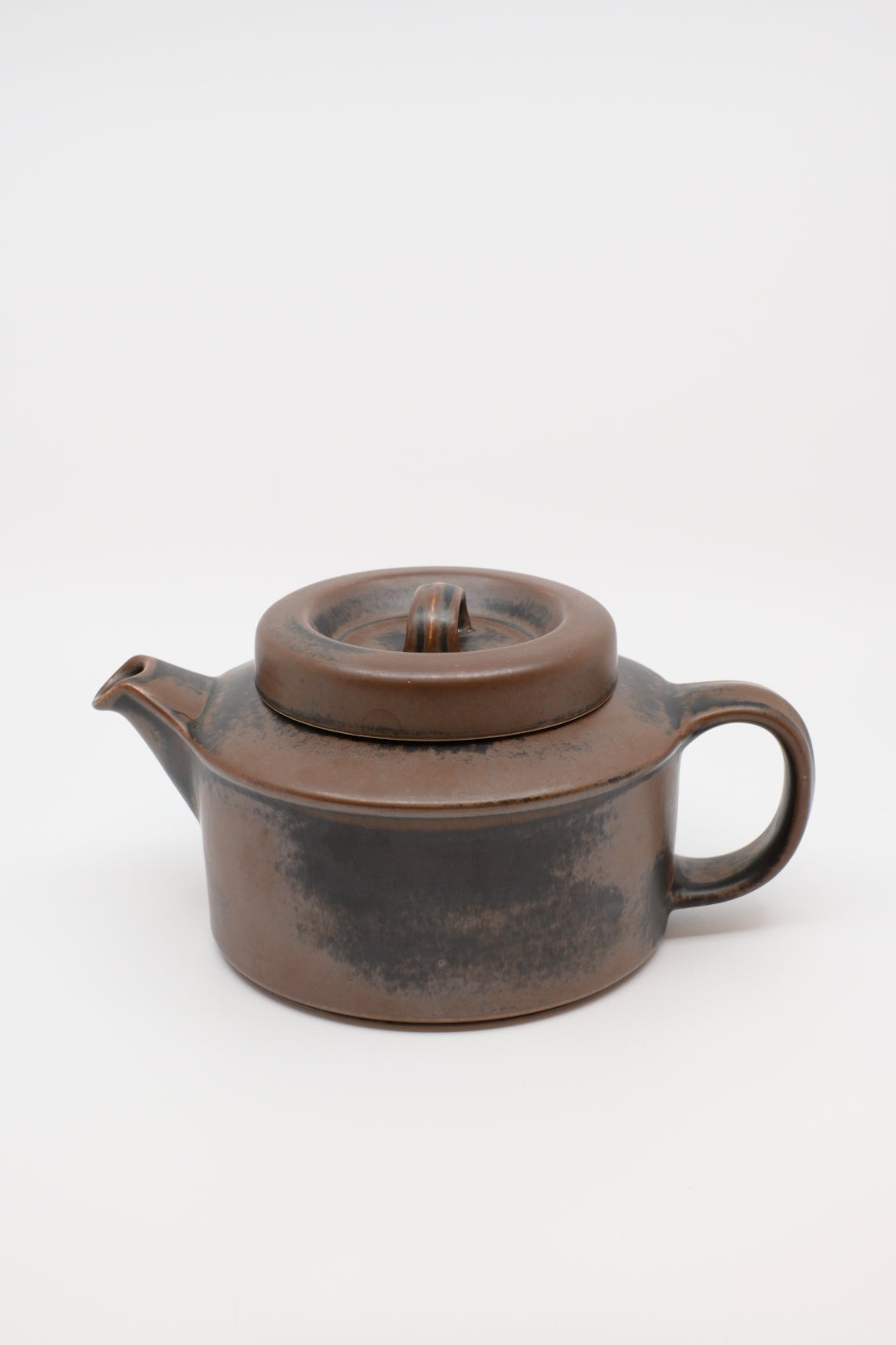 Tea Pot  "ARABIA - Ruska"