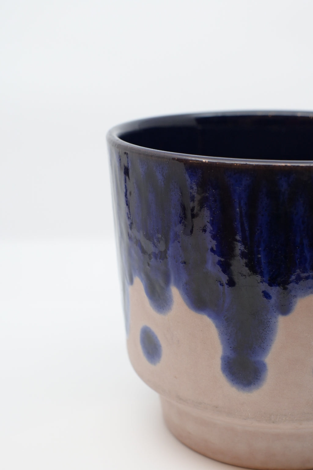 FAT LAVA Planter “Marei Keramik”