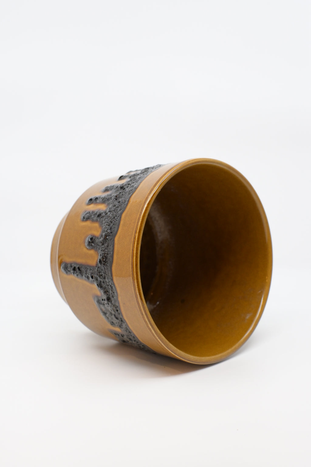 FAT LAVA Planter "BAY Keramik"