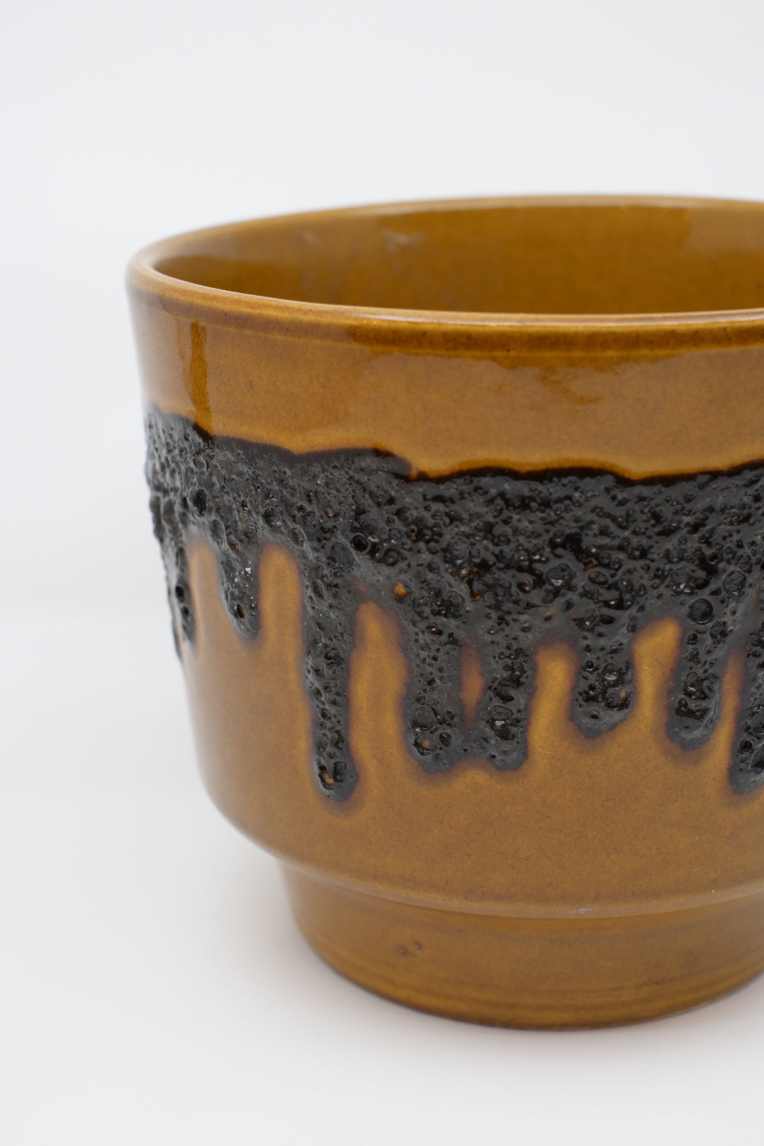 FAT LAVA Planter "BAY Keramik"