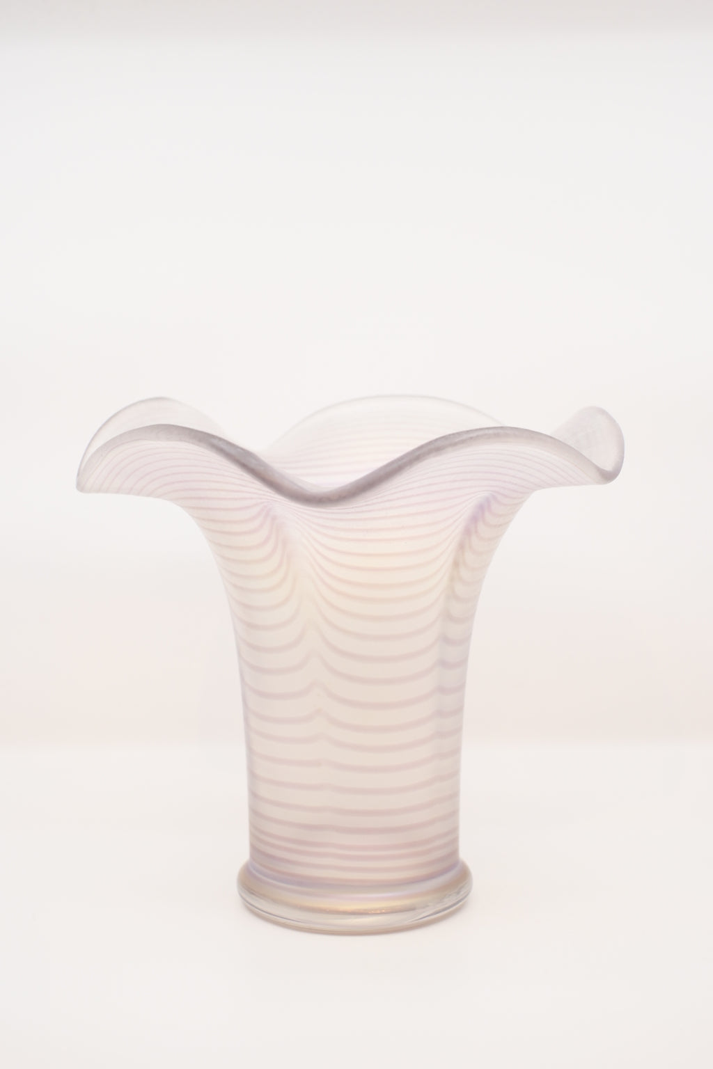Art-Nouveau Iridescent Glass Vase "Gallo"