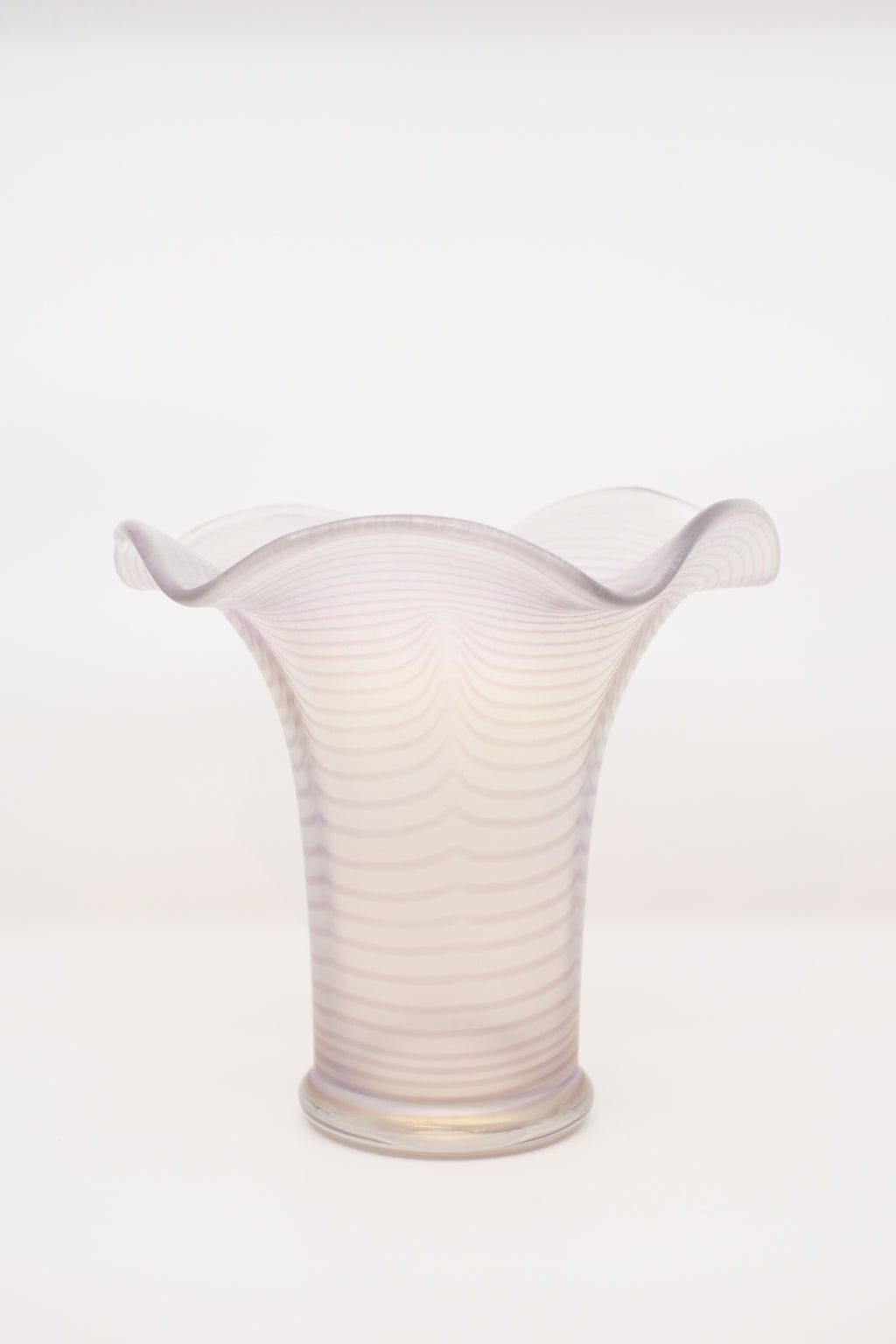 Art-Nouveau Iridescent Glass Vase "Gallo"