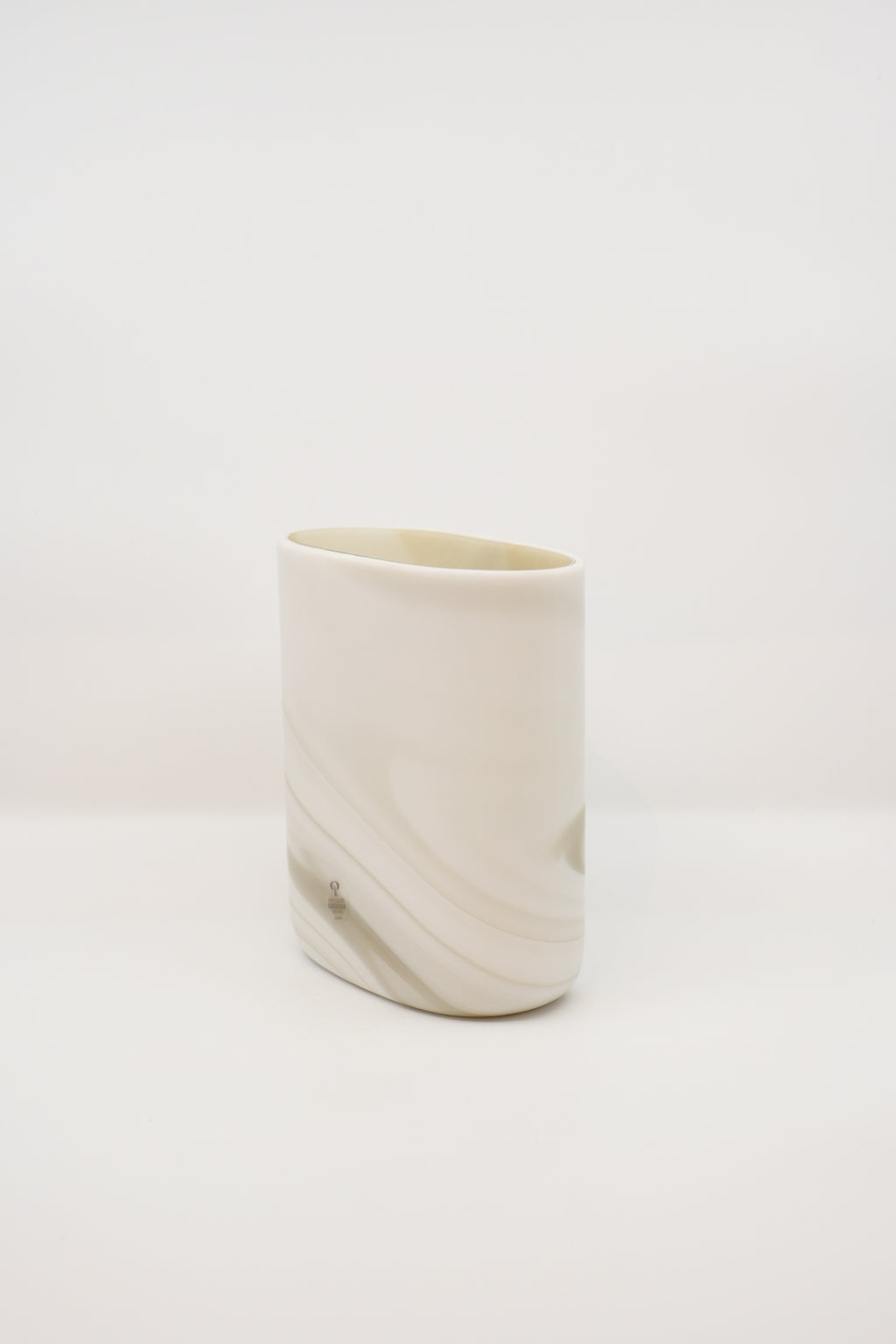 Glass Flower Vase "CARRARA" Peill & Putzler　(D)