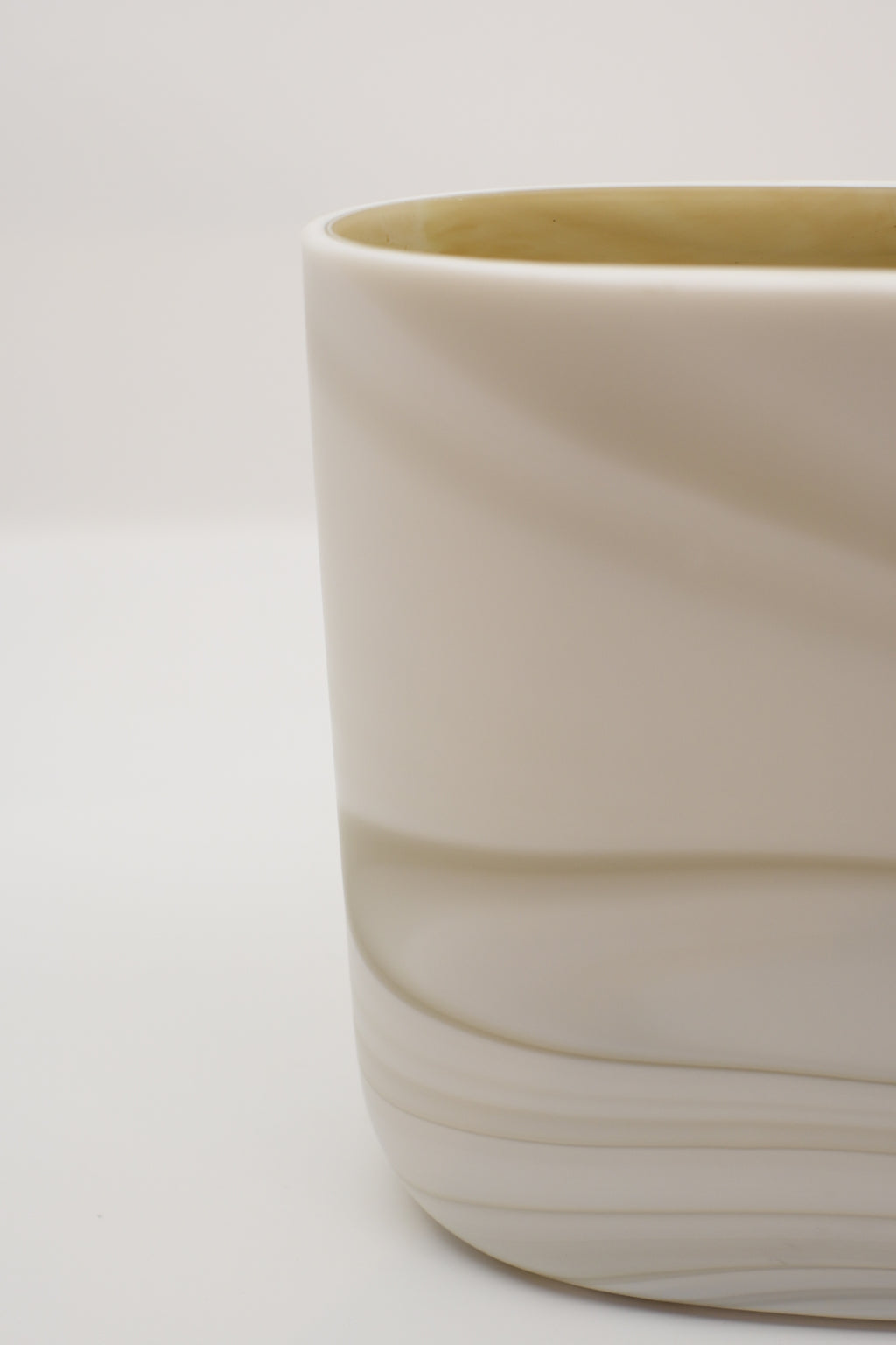 Glass Flower Vase "CARRARA" Peill & Putzler　(D)