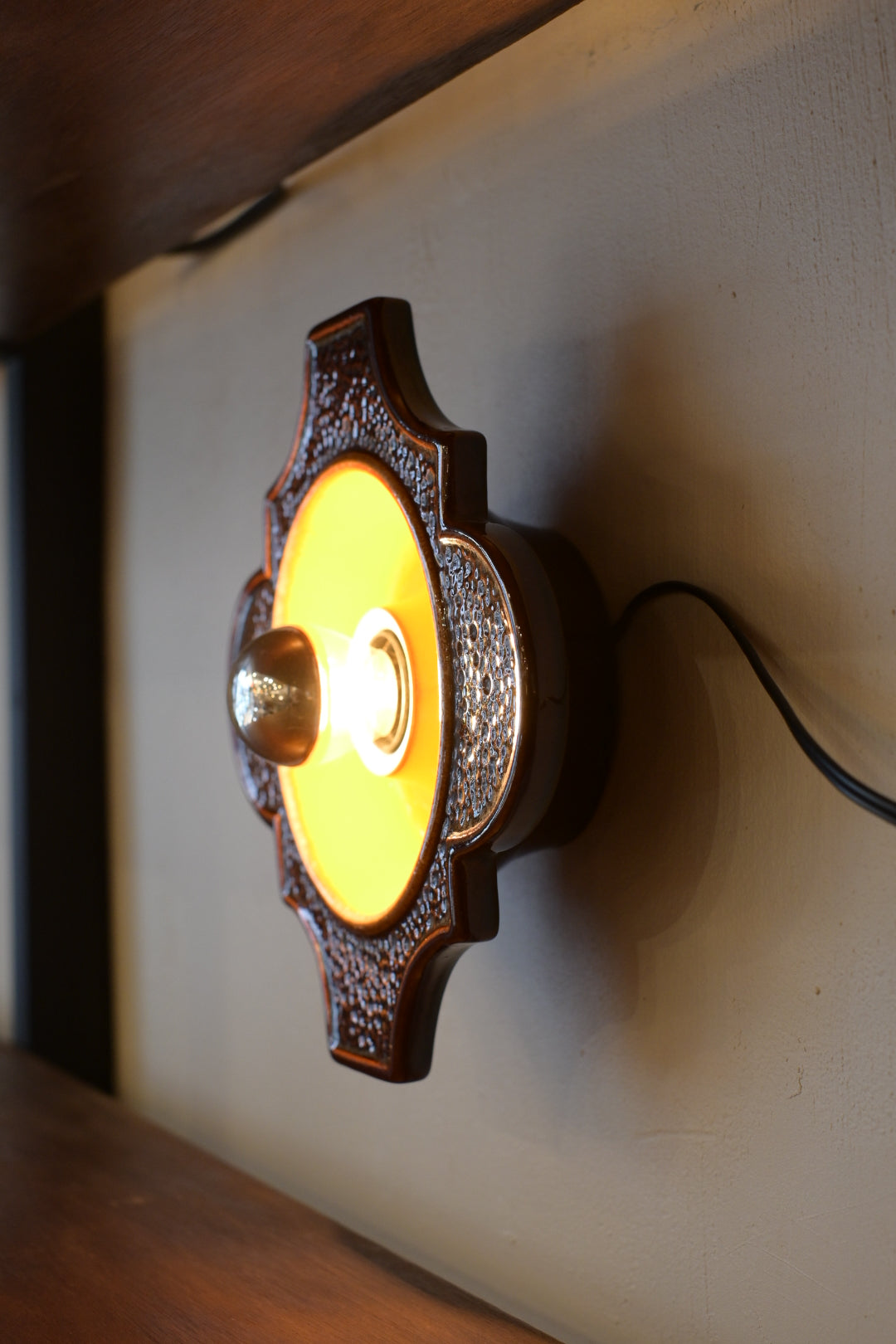 FAT LAVA Wall Lamp