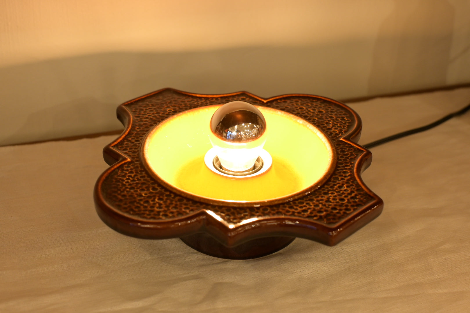 FAT LAVA Wall Lamp