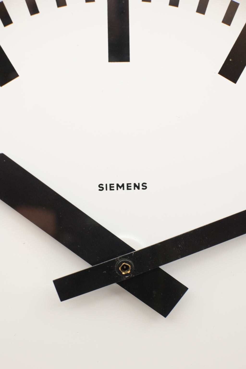 Station Wall Clock  "SIEMENS"