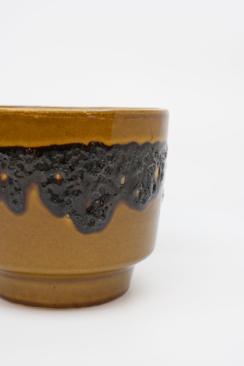 FAT LAVA Planter " BAY Keramik "