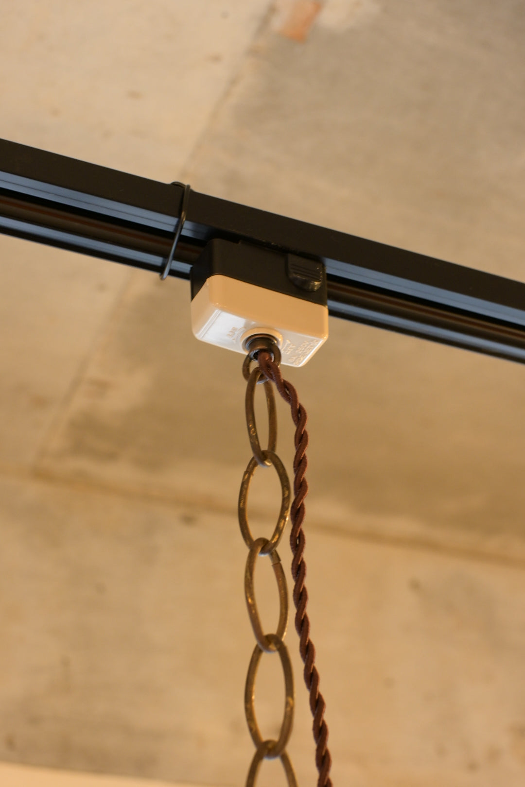 Industrial Pendant Lamp