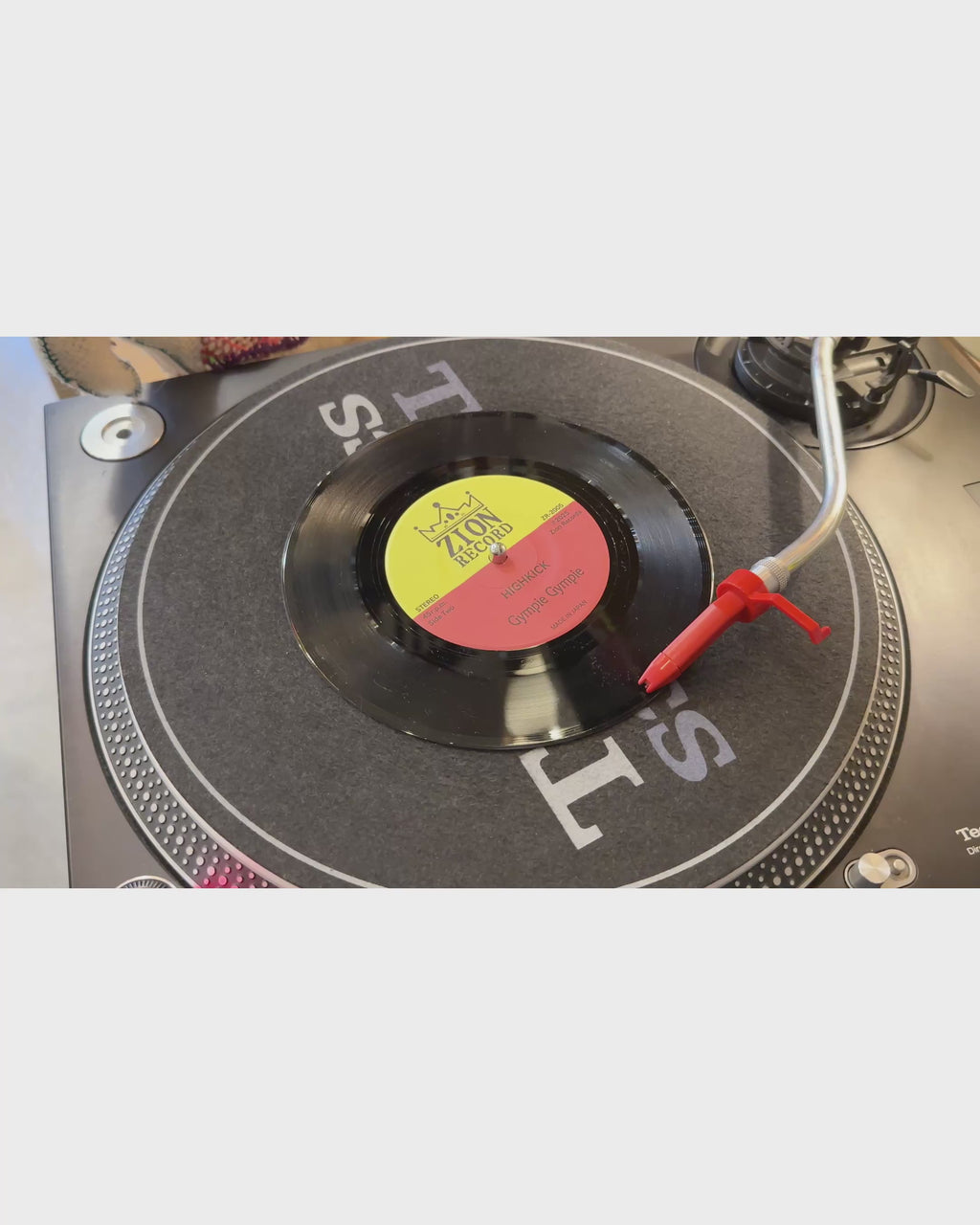 CHARLANTAN - HIGHKICK / Gympie Gympie (ZION RECORDS)